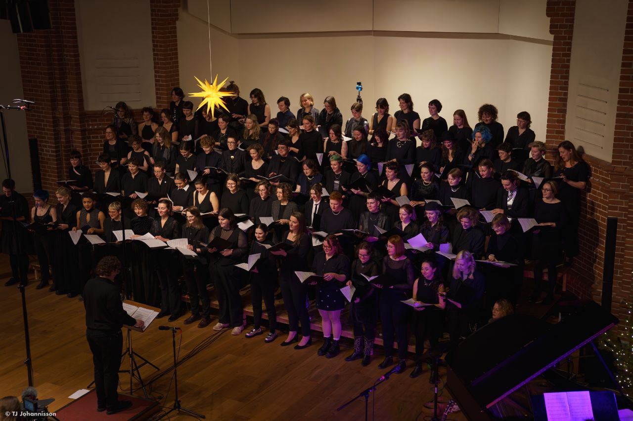 Photograph of the first DDD choir concert in December 2024
